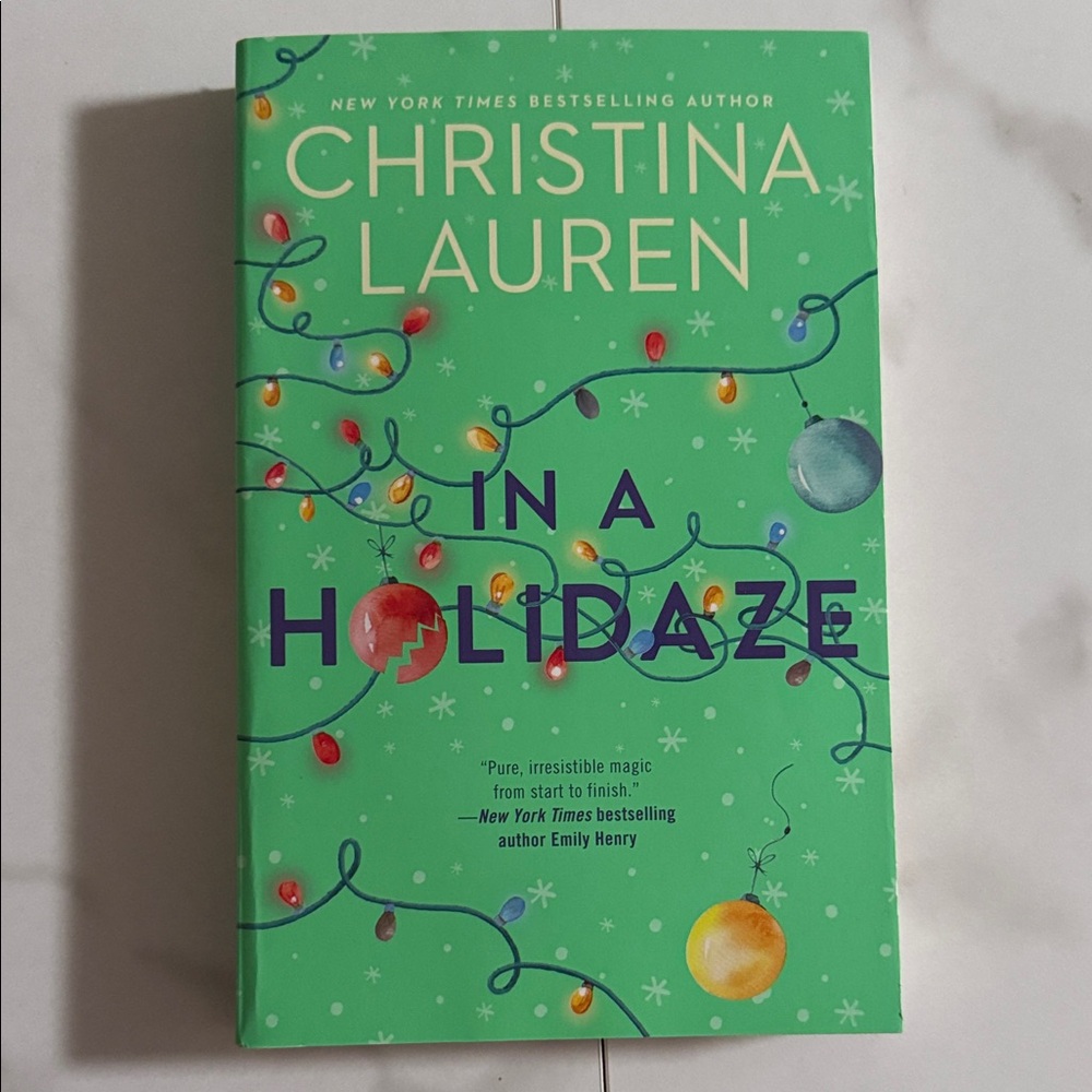 Christina Lauren Green 'In a Holidaze' Book